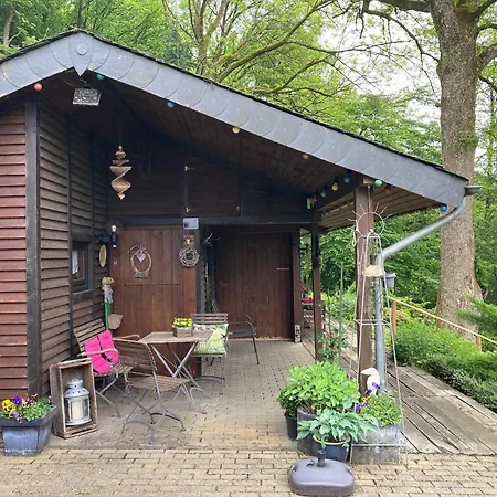 Forest Hideaway, Cleaning Included * Sellerich